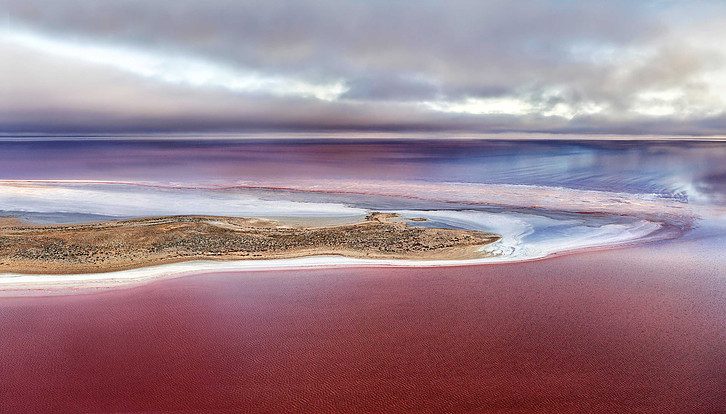 See the Pink Lake | When Should I Visit Lake Eyre?